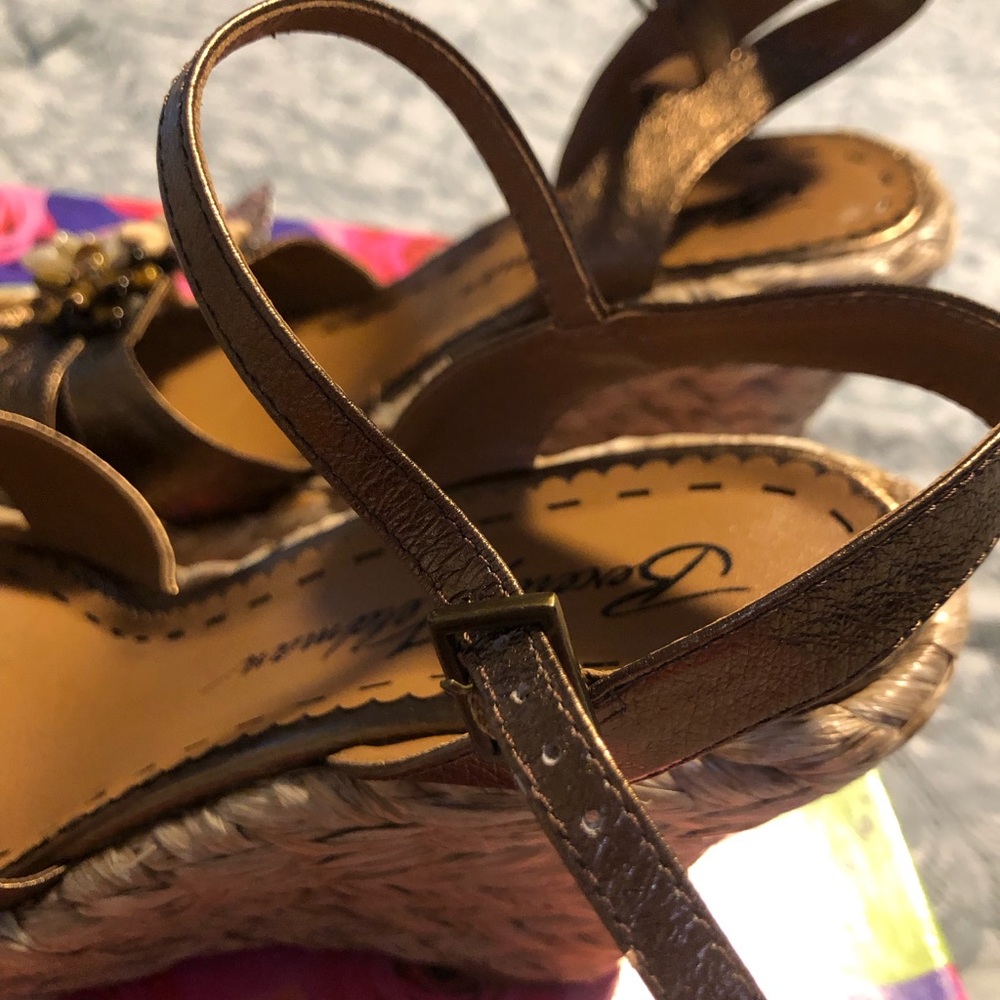 Beverly Feldman Sandals - Picture 4 of 11